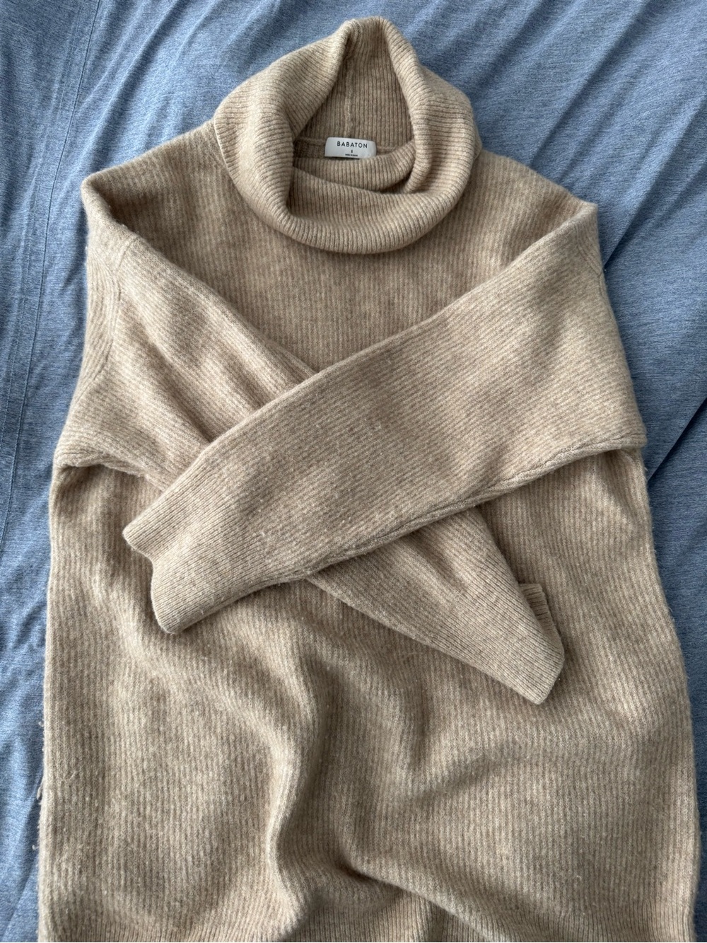 Aritzia Merino Wool Babaton Cream Turtleneck Sweater S